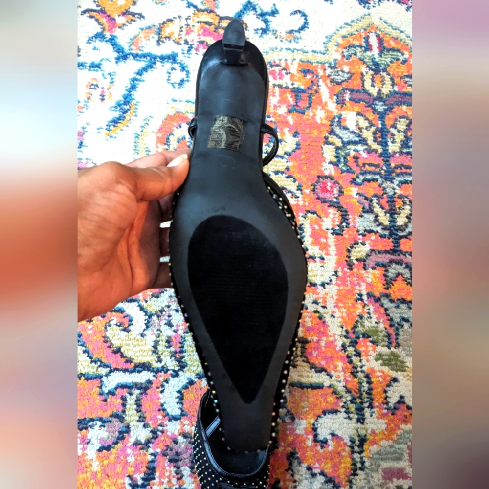 Shoes - Picture 3 of 4